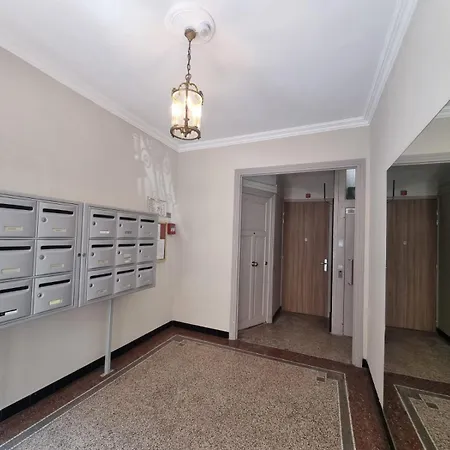 Апартаменты Ferrie Palais Канны