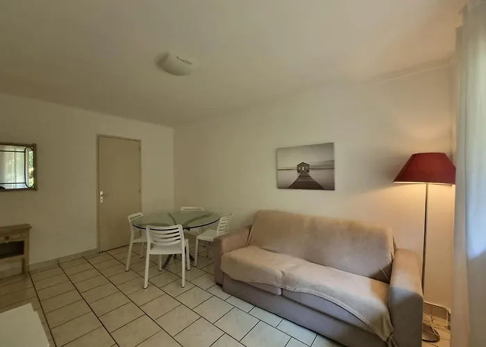 Ferrie Palais Apartment *