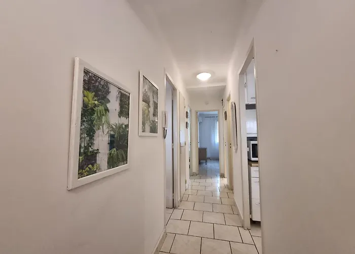 Ferrie Palais Apartment *