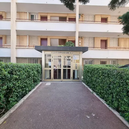Ferrie Palais Cannes